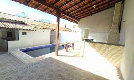 CASA RESIDENCIAL à venda, 3 quartos, 3 suítes, 3 vagas, CIDADE JARDIM - Uberlândia/MG