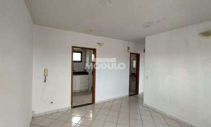 APARTAMENTO à venda, 3 quartos, 1 suíte, 1 vaga, Chácaras Tubalina e Quartel - Uberlândia/MG