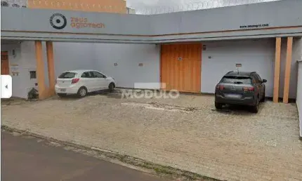 Galpão comercial para locação no bairro Daniel Fonseca