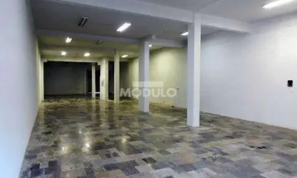 Loja comercial para locação no bairro Nossa Senhora Aparecida