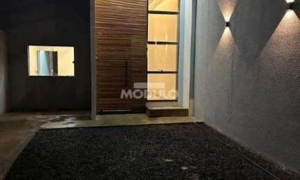 Casa com 3 quartos à venda na Rua Saturno, --, Jardim Brasília, Uberlândia