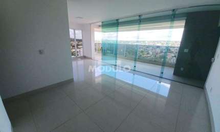 Apartamento residencial para locação Bairro Tubalina com 3 suítes