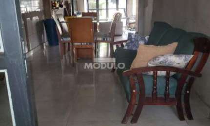 CASA RESIDENCIAL à venda, 3 quartos, 2 suítes, 1 vaga, SAO JORGE - Uberlândia/MG