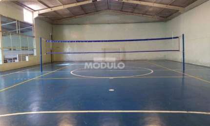 Excelente quadra poliesportiva com Apartamento Santa Monica