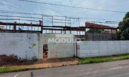 Barracão / Galpão / Depósito para alugar na Avenida Espanha, --, Tibery, Uberlândia