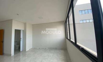 Sala comercial para alugar na Avenida Cesário Alvim, --, Brasil, Uberlândia