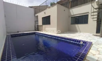 Excelente Sobrado com Otimo Acabamento no Vigilato Pereira