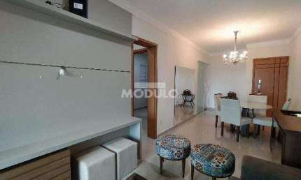 APARTAMENTO à venda, 3 quartos, 1 suíte, 2 vagas, Santa Mônica - Uberlândia/MG