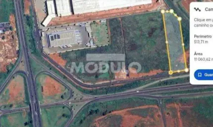 Terreno à venda na Rodovia BR-050, --, Conjunto Segismundo Pereira, Uberlândia