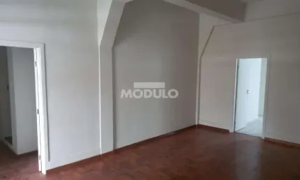 Apartamento residencial para locação no Centro da Cidade com 4 quartos