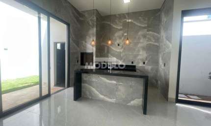 Casa com 3 quartos à venda na Rua Horizonte, --, Alto Umuarama, Uberlândia