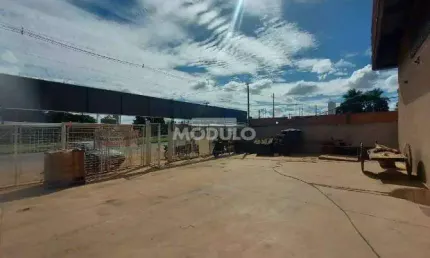 Galpão comercial para locação Bairro Distrito industrial