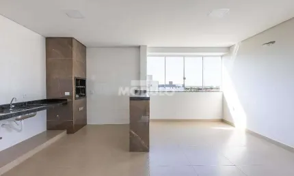 Cobertura com 3 quartos à venda na Rua Dinarte José Pereira, --, Novo Mundo, Uberlândia