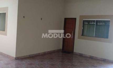 CASA RESIDENCIAL à venda, 3 quartos, 1 suíte, 2 vagas, JARDIM DAS PALMEIRAS - Uberlândia/MG