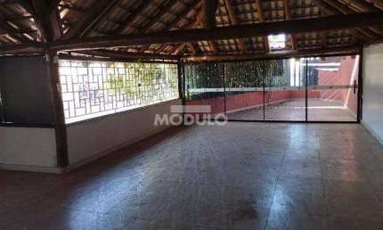 Casa para alugar na Avenida João Naves de Ávila, --, Pampulha, Uberlândia