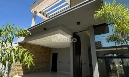 Casa com 3 quartos à venda na Rua Ocre, --, Grand Ville, Uberlândia