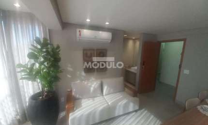 Flat com 1 quarto para alugar na Avenida José Rezende Costa, --, Saraiva, Uberlândia