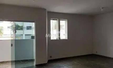 Apartamento com 3 quartos à venda na Rua Guajajaras, --, Saraiva, Uberlândia