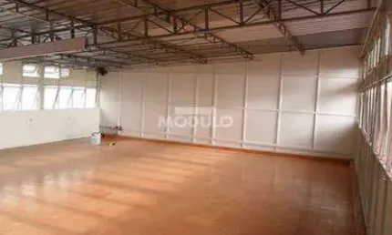 Prédio para alugar na Avenida João Pinheiro, --, Centro, Uberlândia