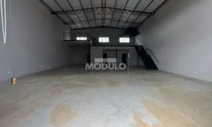 Galpão/Depósito/Barracão à venda, 2 vagas, NOVO MUNDO - Uberlândia/MG