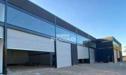Galpão/Depósito/Barracão à venda, 8 vagas, LUIZOTE DE FREITAS - Uberlândia/MG