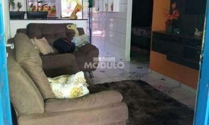 CASA RESIDENCIAL à venda, 2 quartos, 2 vagas, ALTO UMUARAMA - Uberlândia/MG