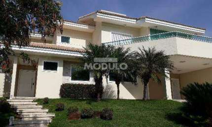 Casa em condomínio fechado com 4 quartos para alugar na Al Das Faveiras, --, Jardins Roma, Uberlândia