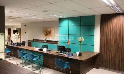 Sala comercial para locação, bairro Osvaldo Rezende