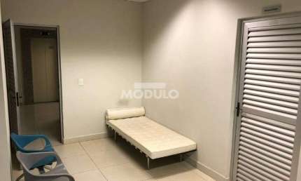 Sala comercial para alugar na Avenida Vasconcelos Costa, --, Osvaldo Rezende, Uberlândia