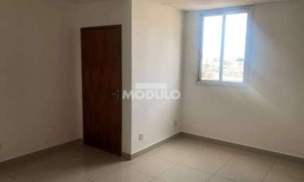 Sala comercial para alugar na Avenida Vasconcelos Costa, --, Osvaldo Rezende, Uberlândia