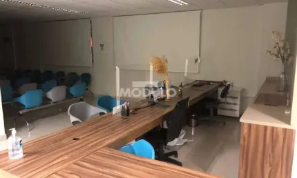 Sala comercial para alugar na Avenida Vasconcelos Costa, --, Osvaldo Rezende, Uberlândia