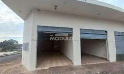 Sala comercial para alugar na Avenida Cleanto Vieira Gonçalves, --, Santa Rosa, Uberlândia