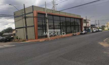 Ponto comercial para alugar na Rua Oscar Gomes Moreira Júnior, --, Tubalina, Uberlândia