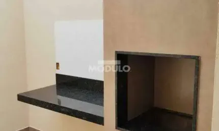 CASA RESIDENCIAL à venda, 3 quartos, 1 suíte, 2 vagas, SAO JORGE - Uberlândia/MG