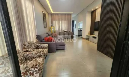 CASA DE CONDOMÍNIO à venda, 3 quartos, 3 suítes, 2 vagas, JARDIM BOTANICO - Uberlândia/MG