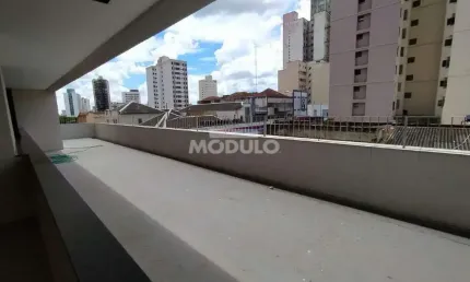 APARTAMENTO à venda, 3 quartos, 1 suíte, 1 vaga, CENTRO - Uberlândia/MG