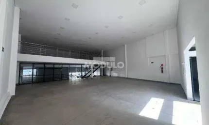 Loja comercial para locação no Centro de Uberlândia