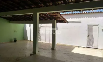 Casa Residencial para locação Bairro Gramado com 4 quartos