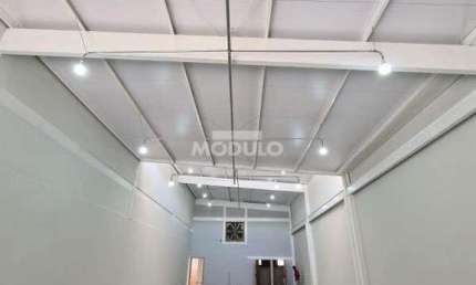 Ponto comercial para alugar na Avenida Floriano Peixoto, --, Centro, Uberlândia