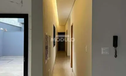 CASA RESIDENCIAL à venda, 3 quartos, 3 suítes, 4 vagas, NOVO MUNDO - Uberlândia/MG