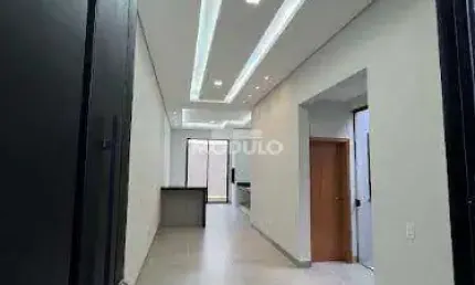 Casa residencial à venda, 3 quartos, 1 suíte, 2 vagas, novo mundo - uberlândia/mg