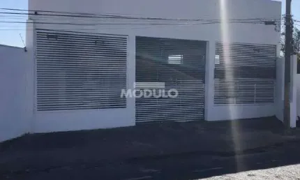 Terreno comercial para alugar na Avenida Monsenhor Eduardo, --, Bom Jesus, Uberlândia