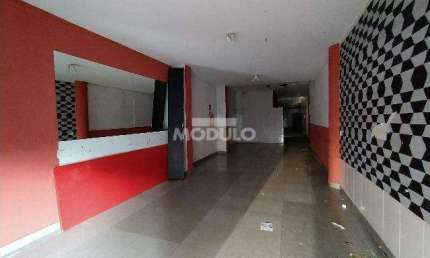 Ponto comercial para alugar na Avenida Floriano Peixoto, --, Centro, Uberlândia