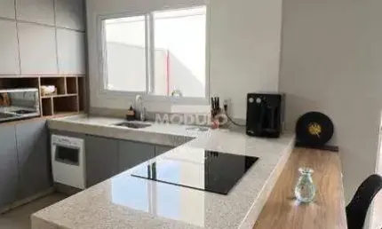CASA DE CONDOMÍNIO à venda, 3 quartos, 2 suítes, 2 vagas, BOSQUE DOS BURITIS - Uberlândia/MG