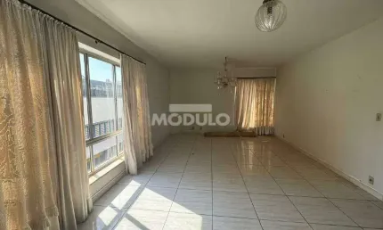 Apartamento residencial para locação no Centro da Cidade