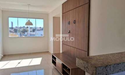 APARTAMENTO à venda, 2 quartos, 1 suíte, 1 vaga, Santa Mônica - Uberlândia/MG