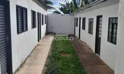 COLÔNIA à venda, 9 quartos, 9 suítes, 6 vagas, Santa Mônica - Uberlândia/MG