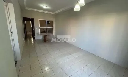 Apartamento com 3 quartos à venda na Avenida Doutor Laerte Vieira Gonçalves, --, Conjunto Segismundo Pereira, Uberlândia