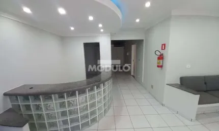 Casa com 1 quarto para alugar na Rua Olegário Maciel, --, Centro, Uberlândia
