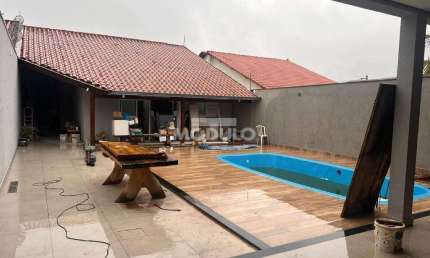 CASA RESIDENCIAL à venda, 3 quartos, 1 suíte, 3 vagas, Granada - Uberlândia/MG